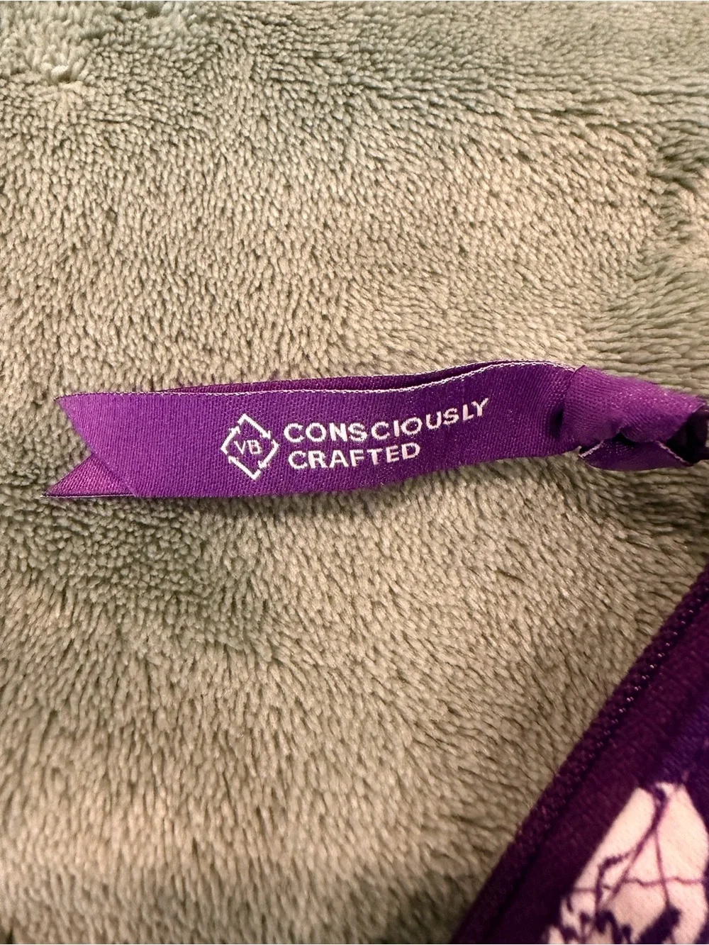 NWT Vera Bradley Clemson University Zip ID Lanyard Rain Garden Purple